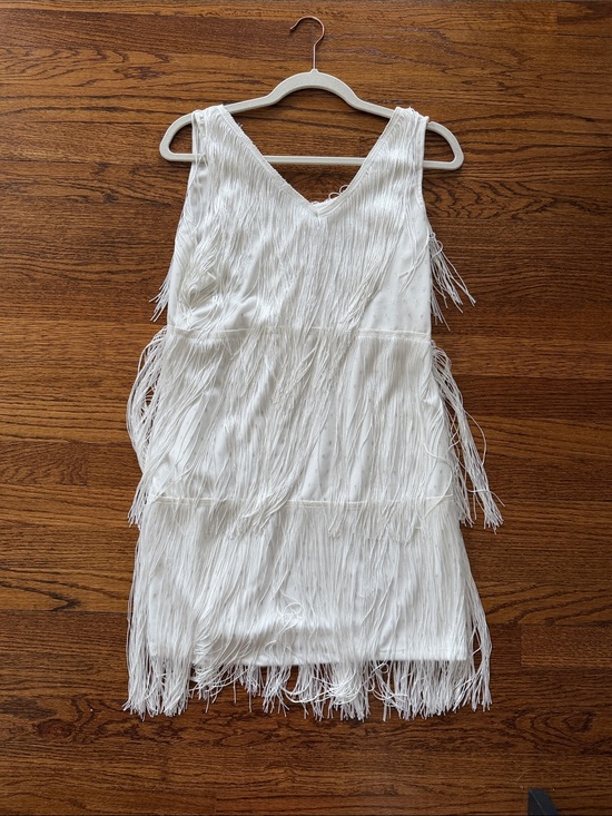 Dresses & Skirts - White Fringe V-Neck Party Dress